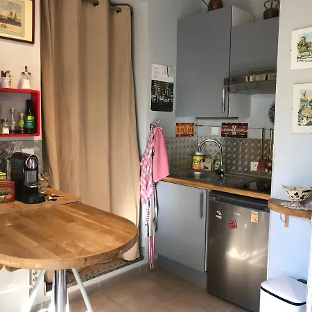 Studio Cosy Au Calme D'un Jardin Proche Centre Apartment